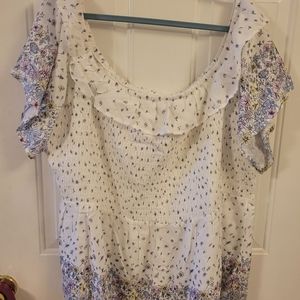 NWT Maurices Smocked top, 4x